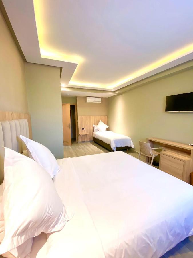 HOTEL PALACE AL SALAM , Beni Mellal Esterno foto
