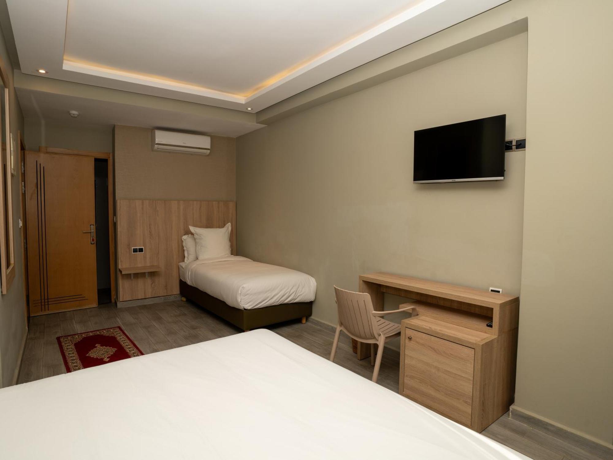 HOTEL PALACE AL SALAM , Beni Mellal Esterno foto
